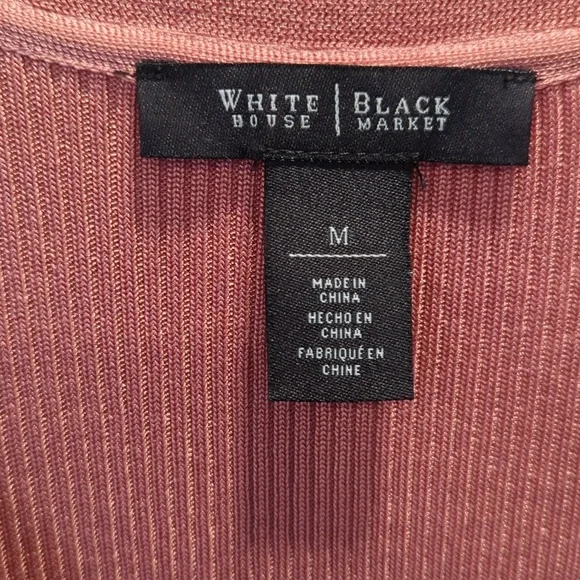 White House Black Market short sleeve ribbed top. Size M - Picture 2 of 8
